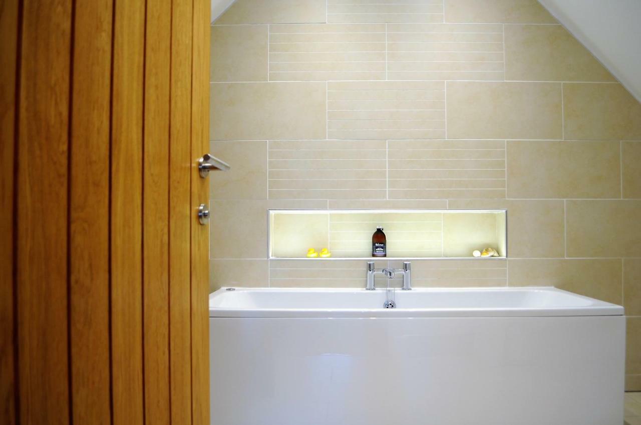 Bluebell Cottage With Hot Tub Балачулиш Екстериор снимка